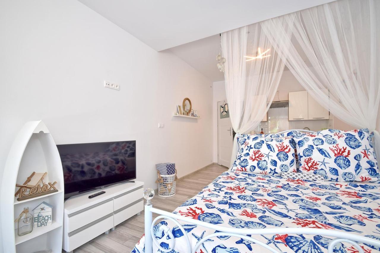 Pensjonat Perelka Apartment Ustronie Morskie Ngoại thất bức ảnh