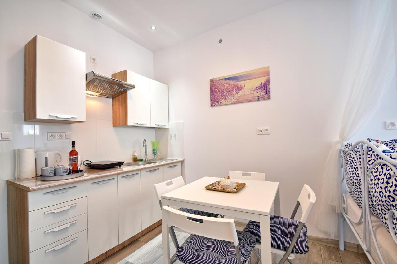 Pensjonat Perelka Apartment Ustronie Morskie Ngoại thất bức ảnh